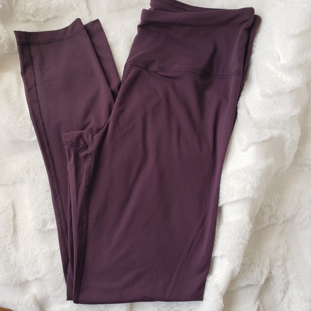 NWOT Yogalicious legging